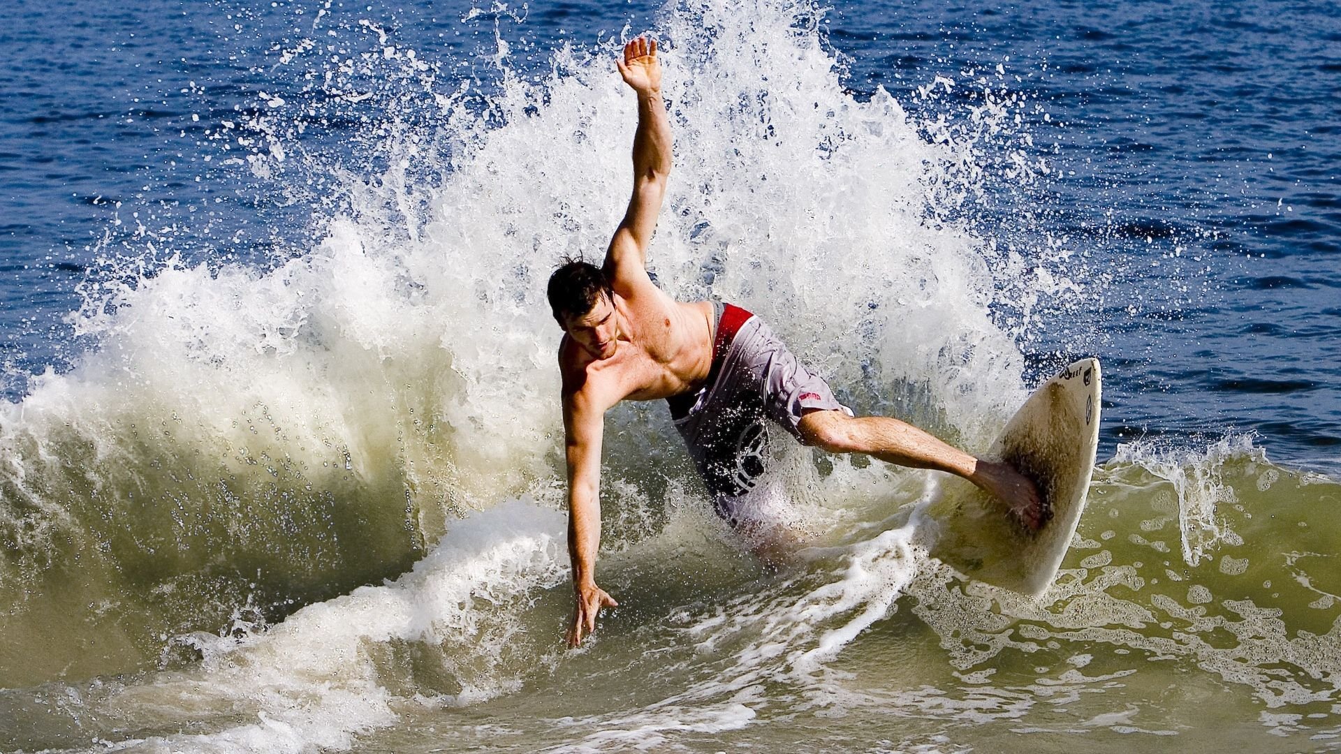 CBA总决赛激战正酣，辽宁本钢逆转广东宏远，张镇麟砍下生涯新高38分