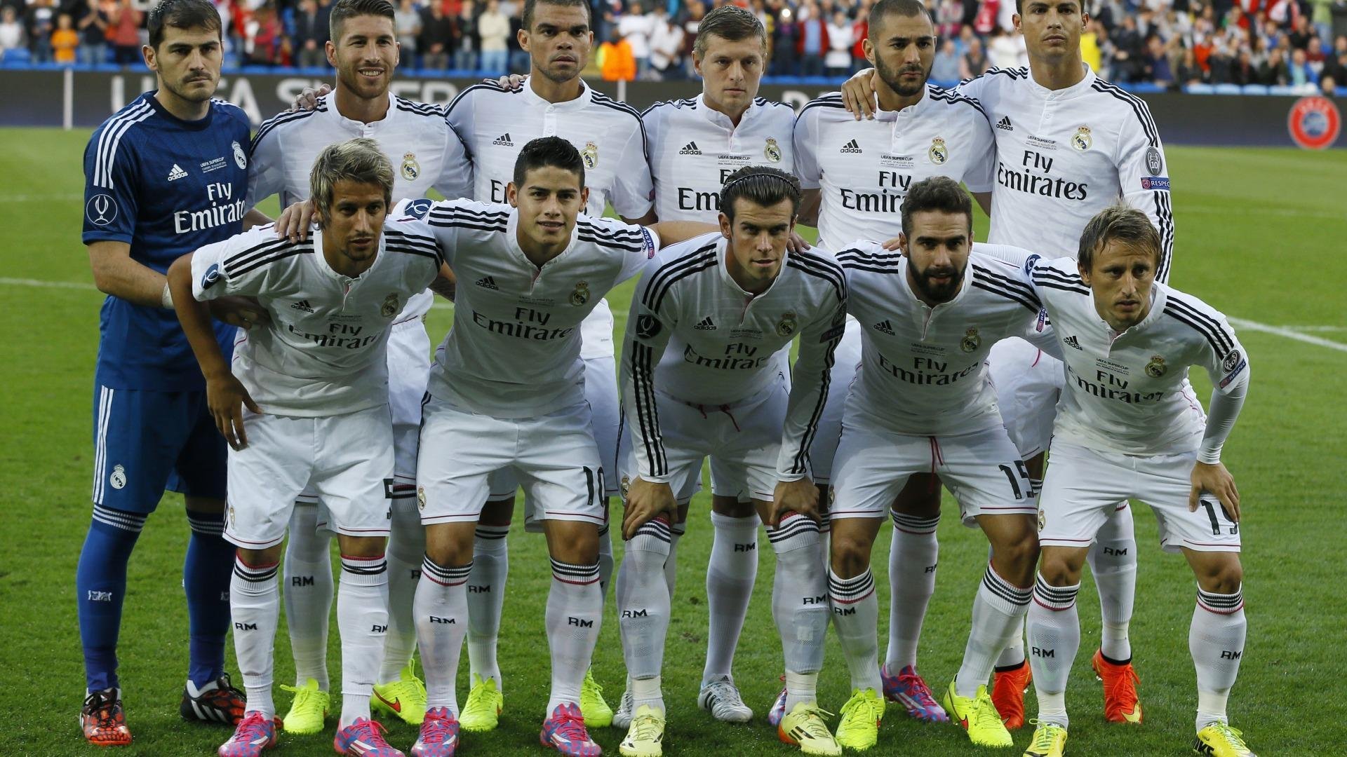 惊天逆转!压哨绝杀!XX队上演史诗级翻盘,球迷沸腾!