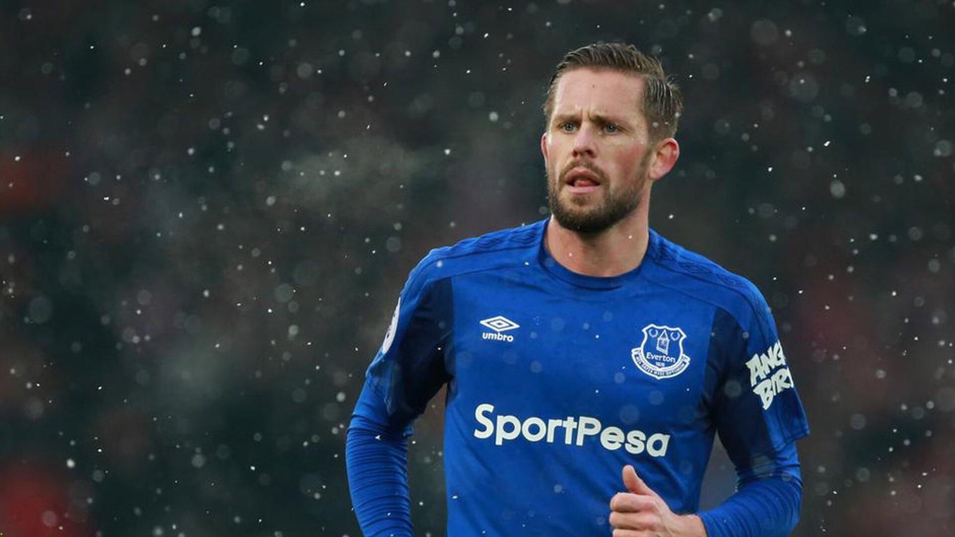 皇家马德里与巴塞罗那上演巅峰对决,西甲争冠悬念再起