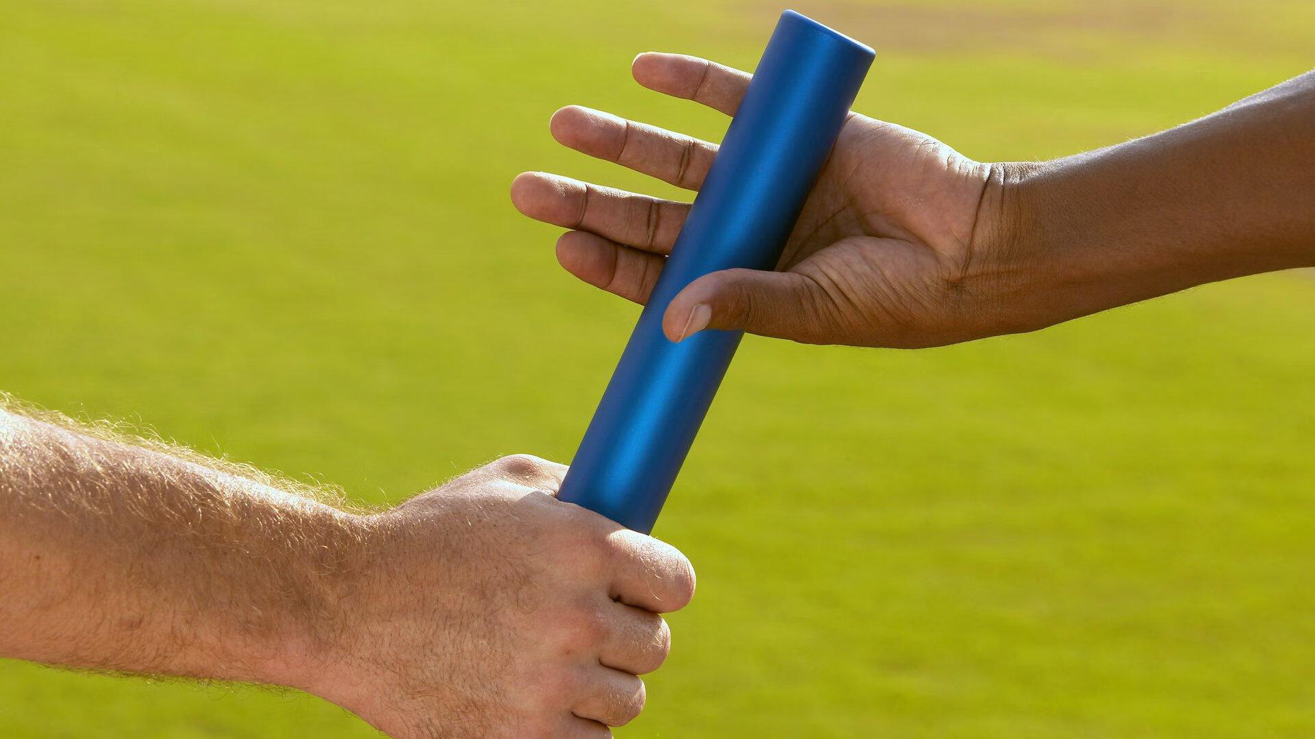 梅西梅开二度助迈阿密国际逆转取胜 球迷沸腾见证球王风采